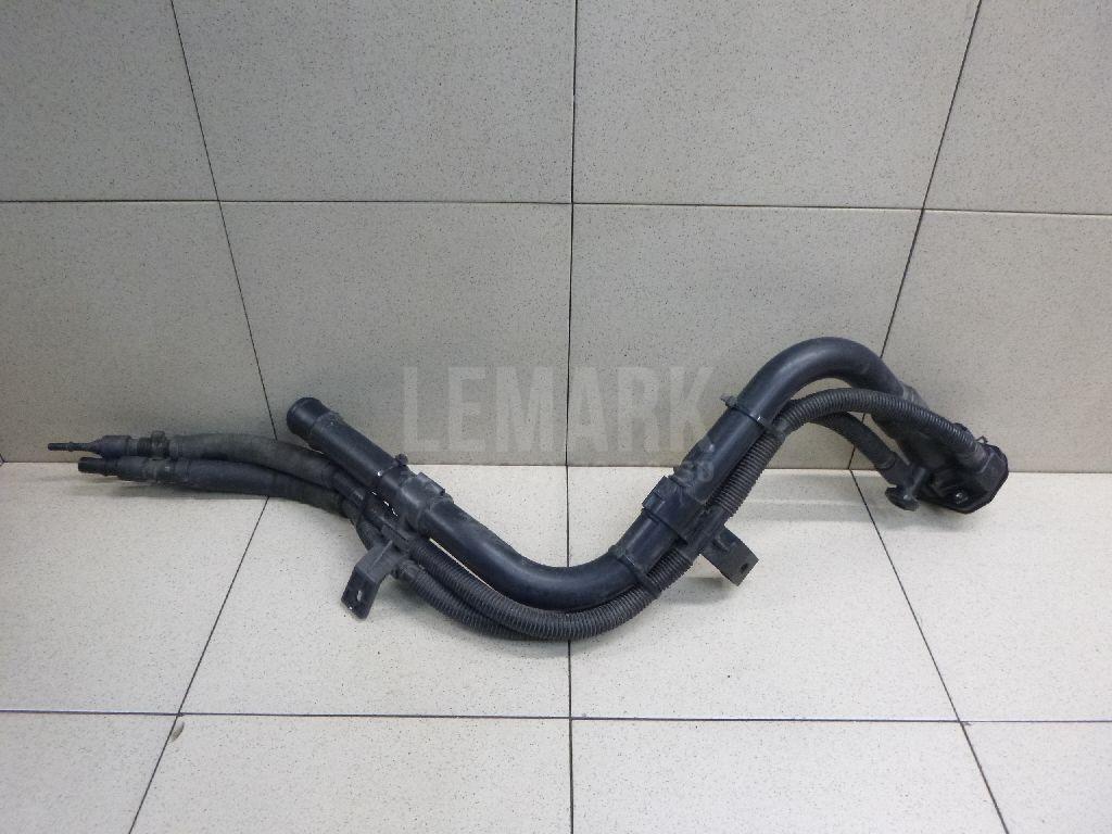 Горловина топливного бака 310302Y000 Hyundai-Kia