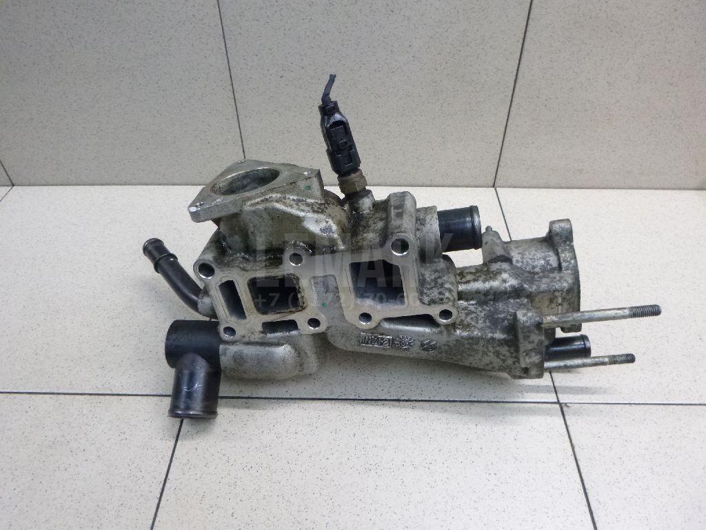 Корпус термостата 256102F300 Hyundai-Kia