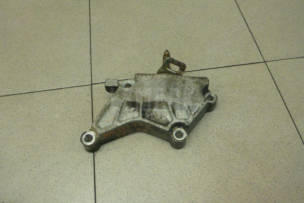 Кронштейн опоры двигателя 216702F000 Hyundai-Kia