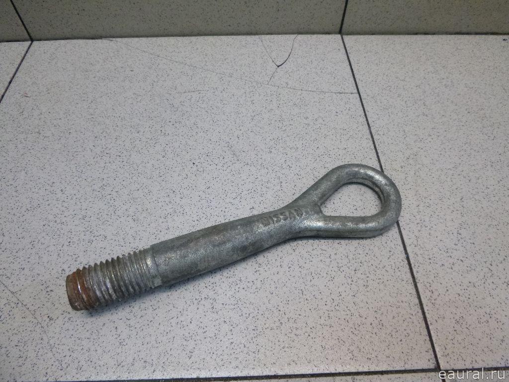 Крюк буксировочный
