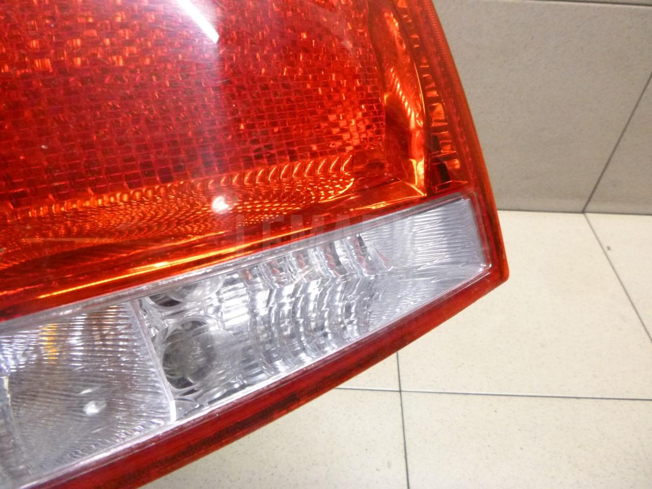 Фонарь задний левый для  Audi A3 [8P1] 2003-2013