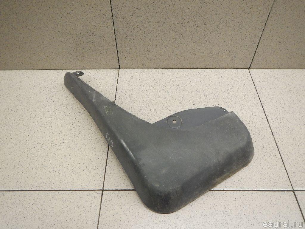 Брызговик задний левый