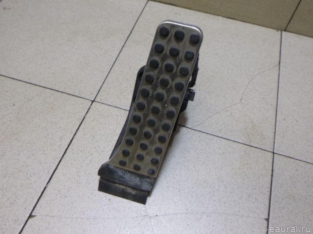Педаль газа