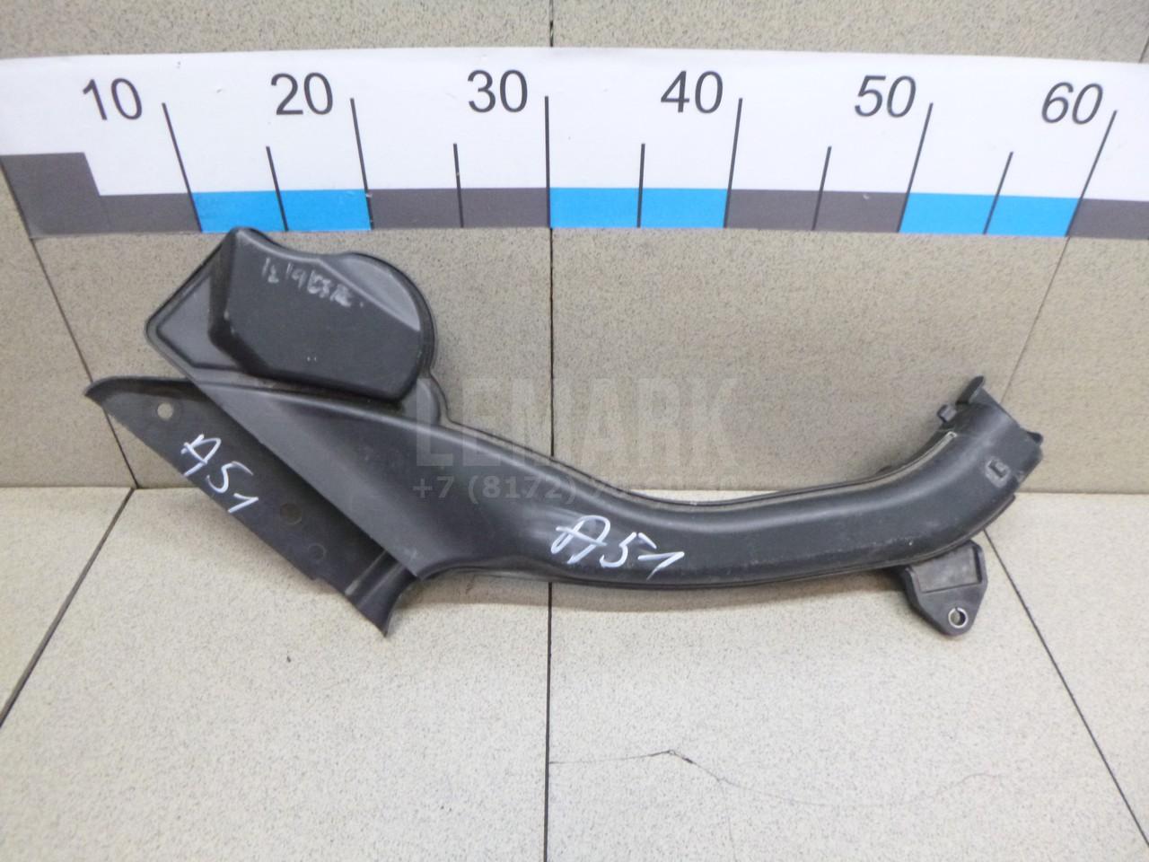 Воздухозаборник (внутри) 165544ED0A Nissan
