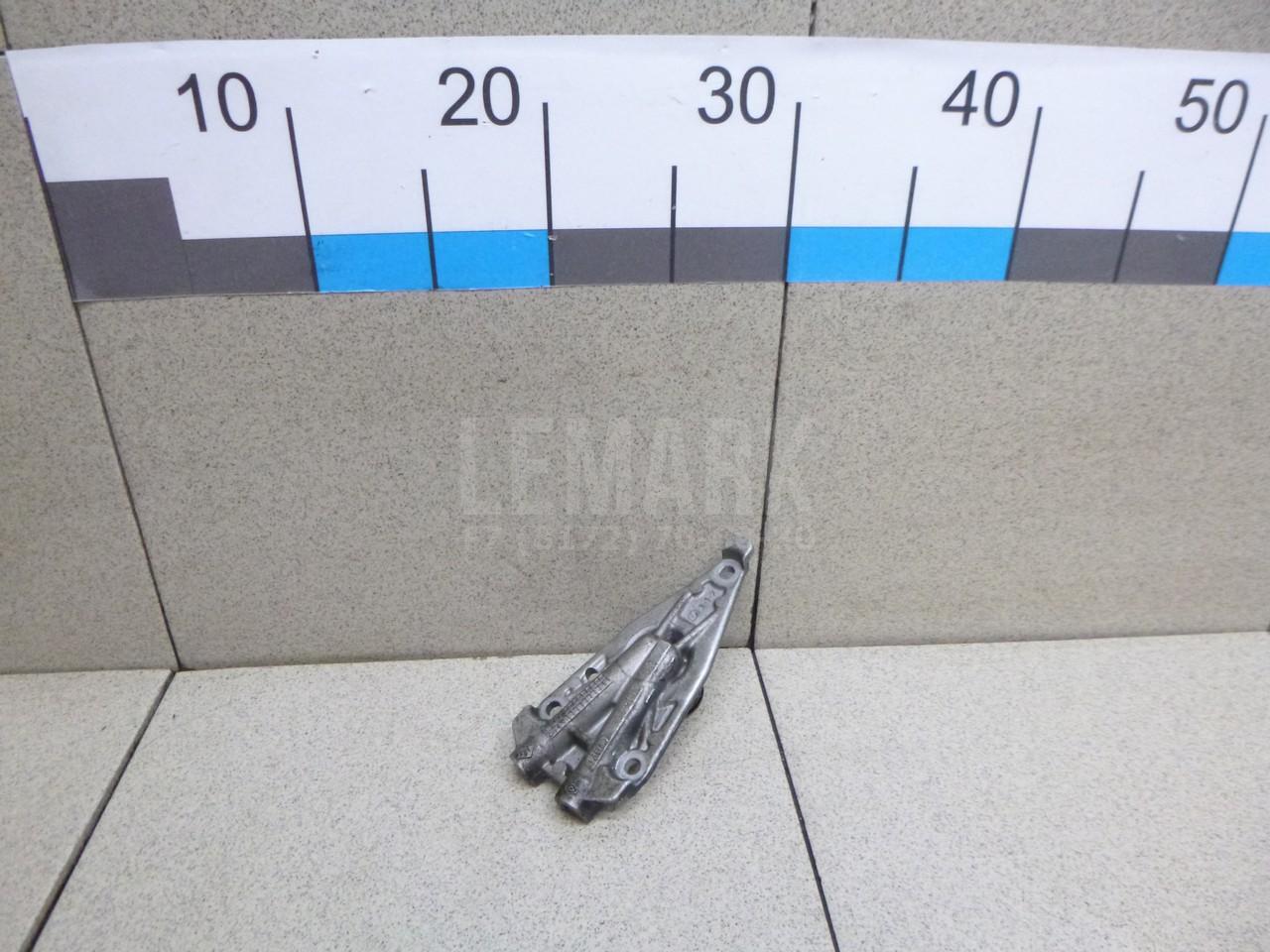 Крышка распредвала 1304100Q0B Nissan