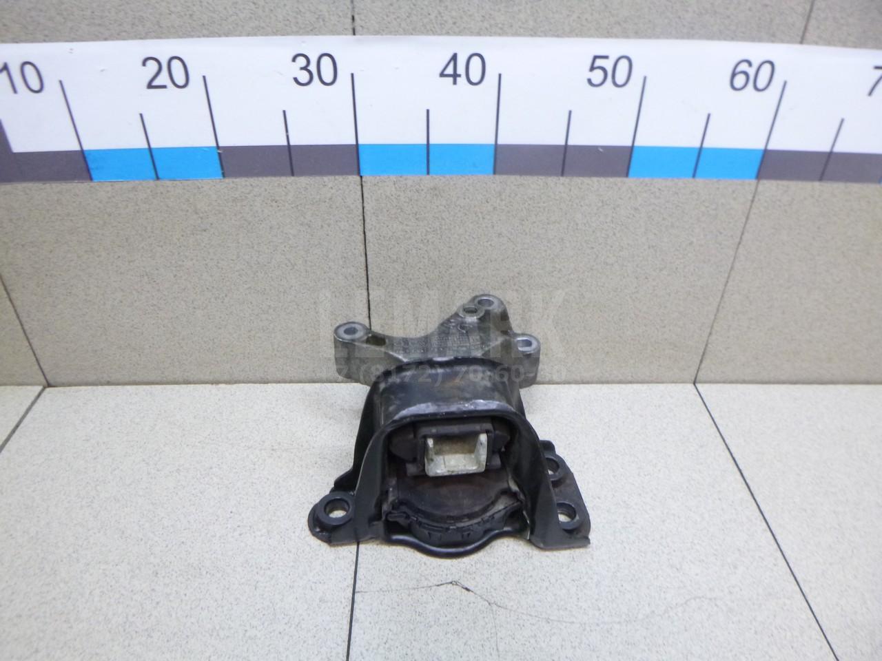 Опора двигателя правая 112104ED0B Nissan