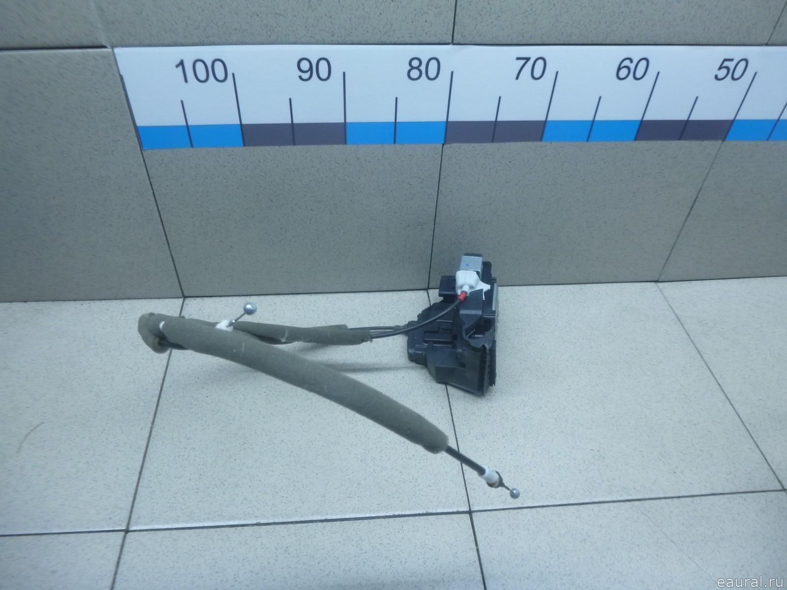 Замок двери задней правой
