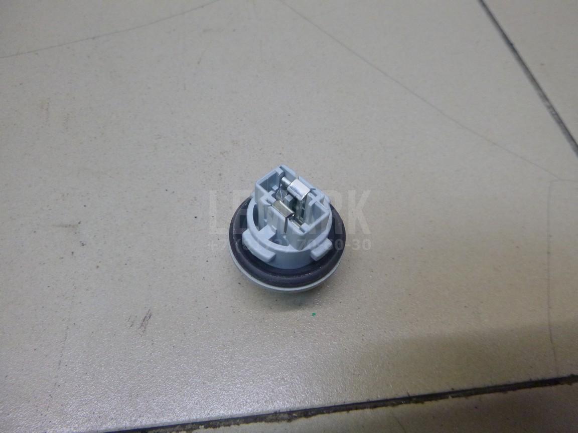 Патрон лампы 8151542050 Toyota