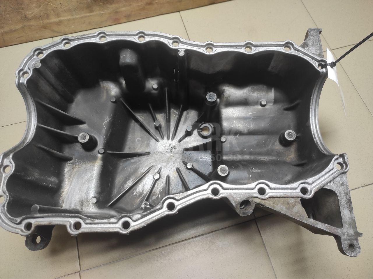 Поддон масляный двигателя 8200381856 Renault