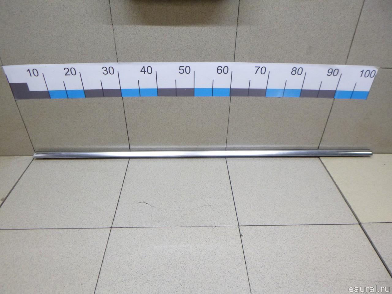 Накладка стекла заднего левого