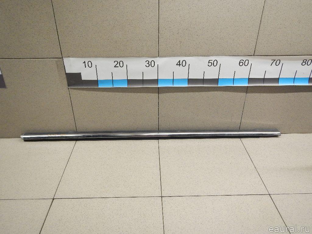 Накладка стекла заднего правого