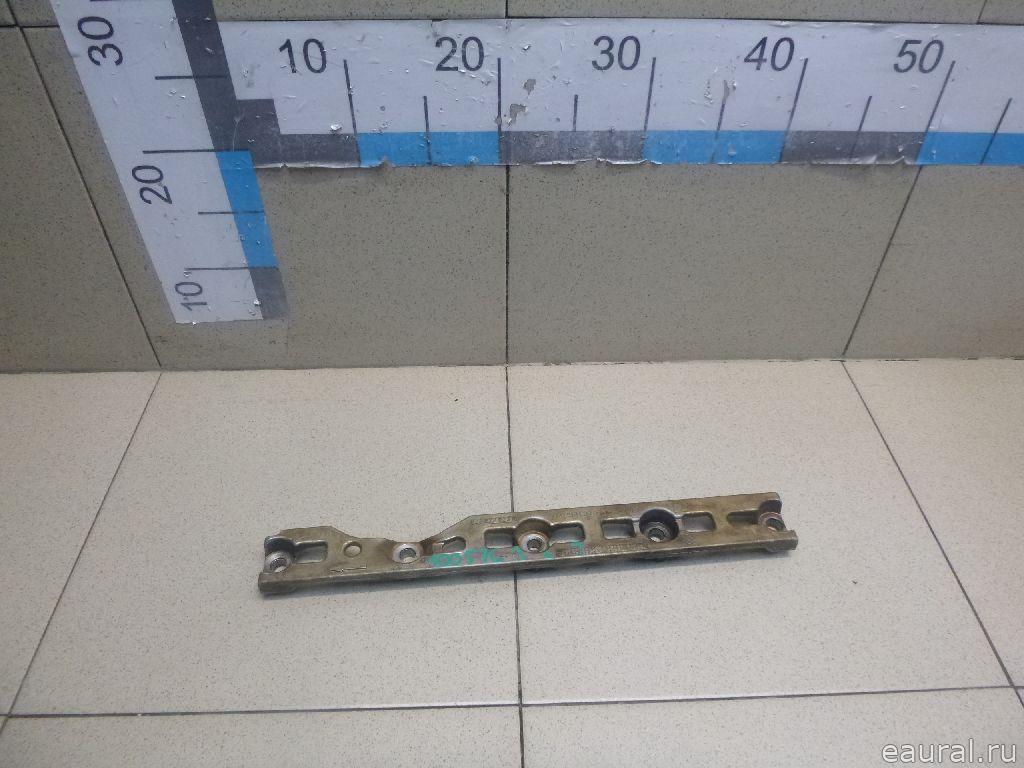 Кронштейн двигателя
