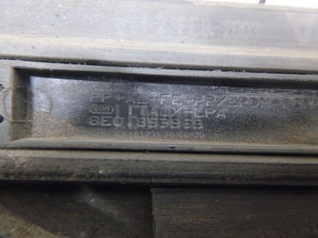 Молдинг задней левой двери для  BMW 1-serie E82/E88 2007-2013