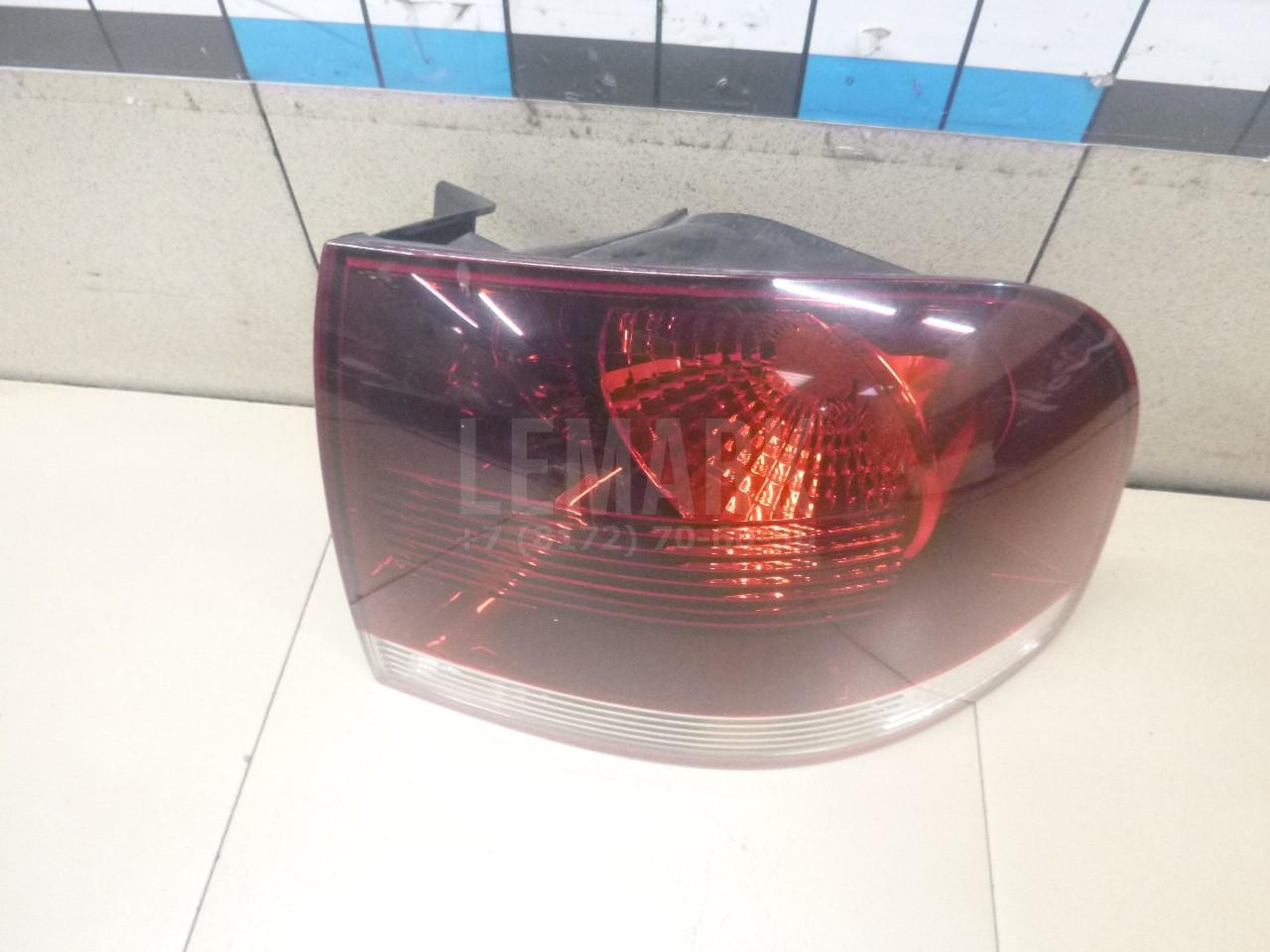 Фонарь задний наружный правый 7L6945096R VAG