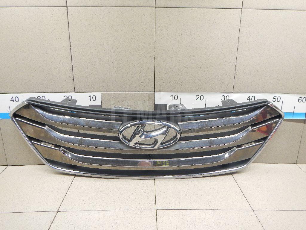 Решетка радиатора 863512W050 Hyundai-Kia