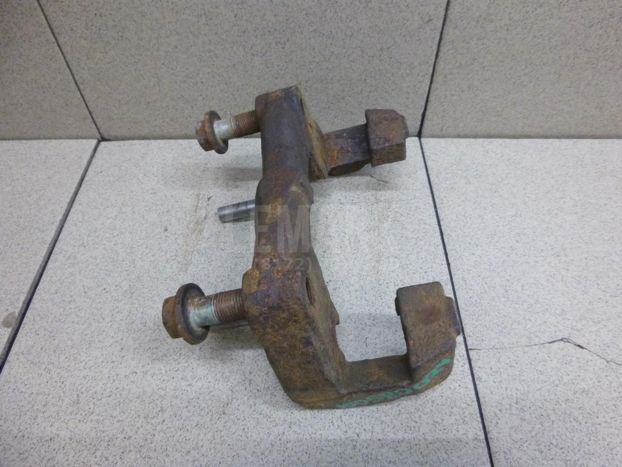 Скоба суппорта переднего 7L6615125A VAG
