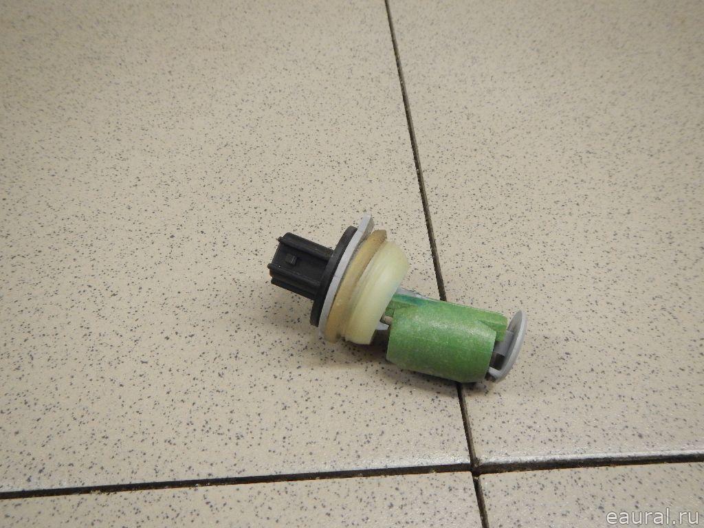 Датчик уровня в бачок омывателя