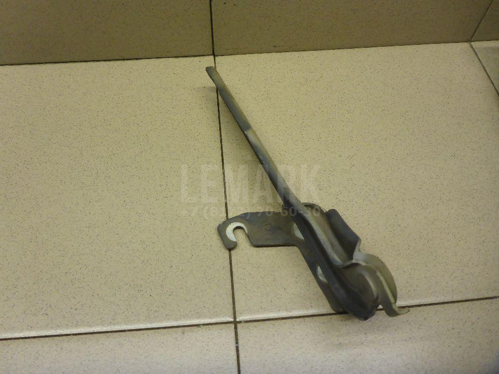 Петля капота правая 5N0823302A VAG