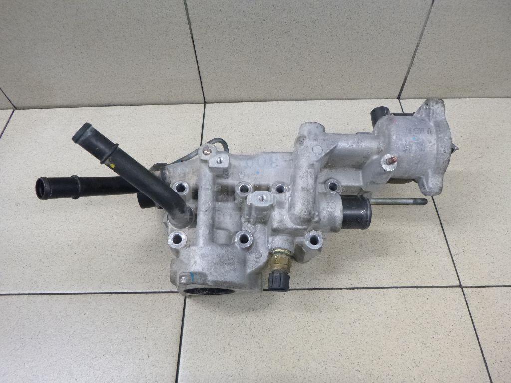 Корпус термостата 256102F300 Hyundai-Kia