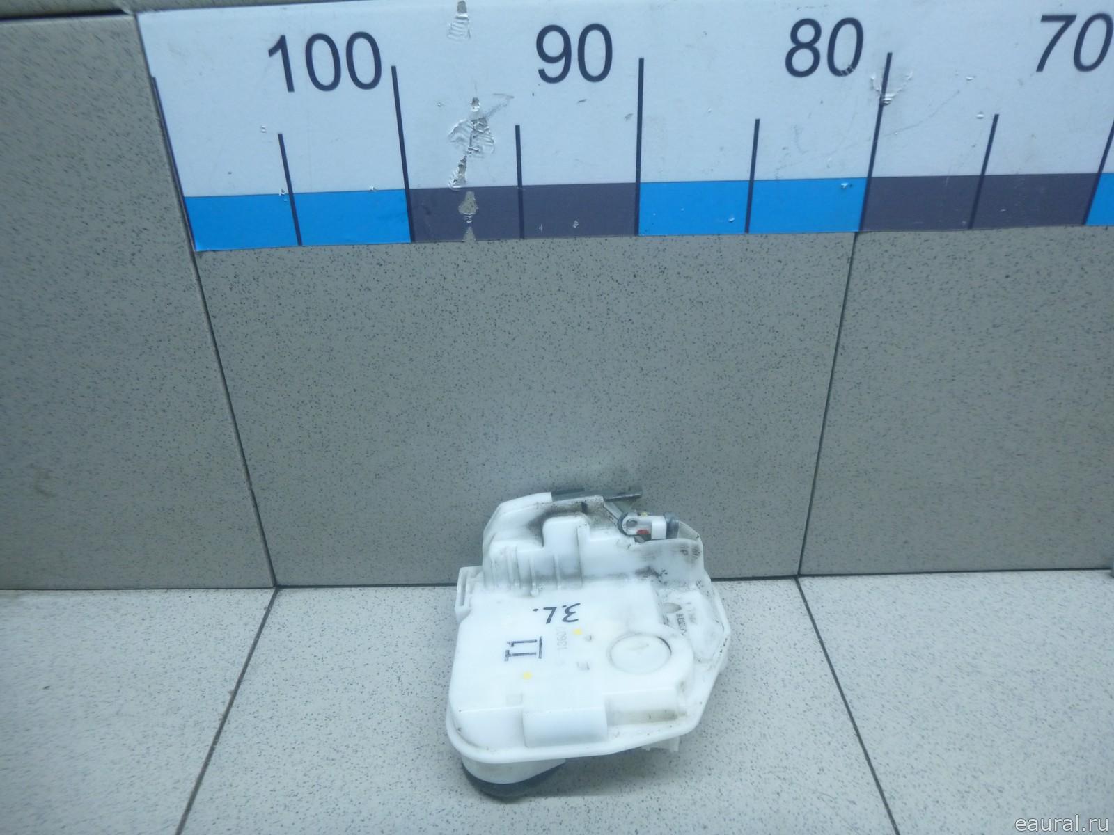 Замок двери задней левой
