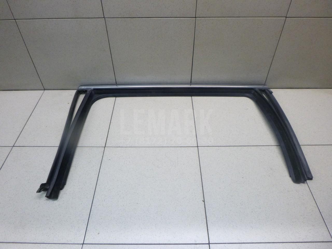 Уплотнитель стекла двери 3C9839431H5AP VAG