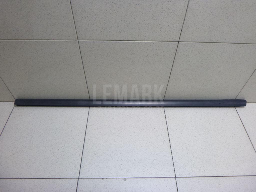 Накладка стекла переднего левого 1742016 Ford