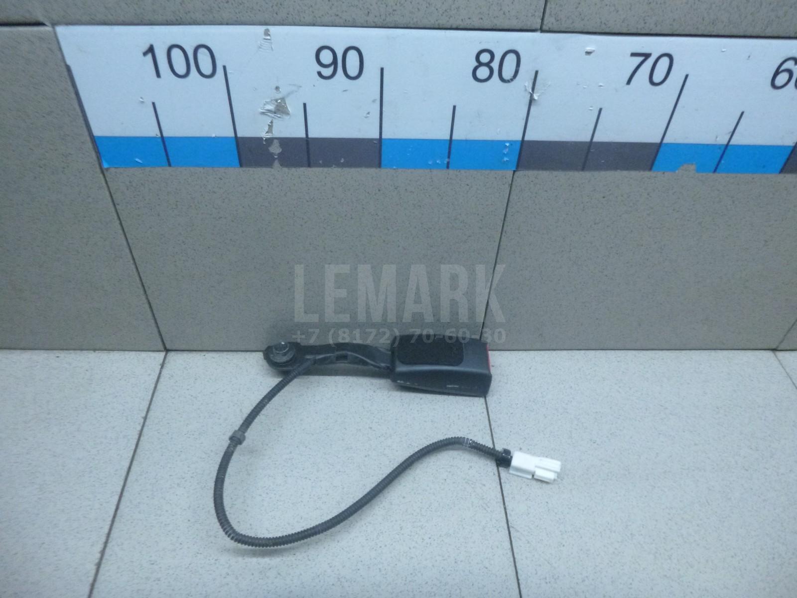 Ответная часть ремня безопасности 888302W200RYN Hyundai-Kia