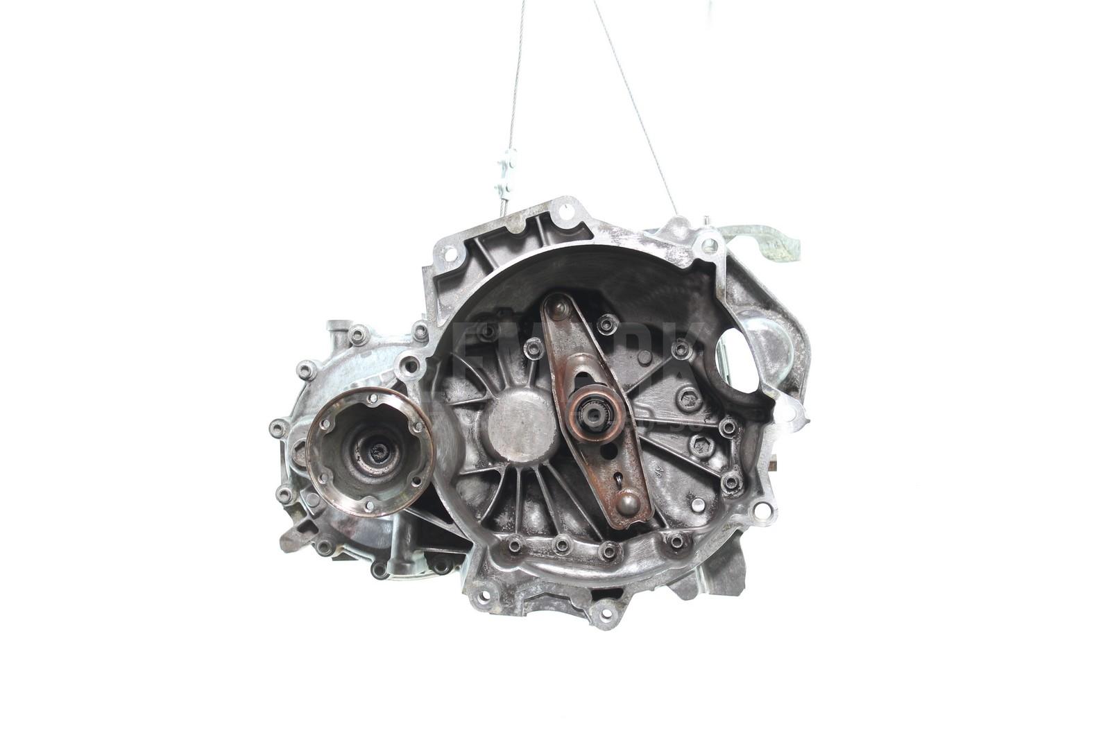 МКПП (механическая коробка переключения передач) 02T300057Q VAG