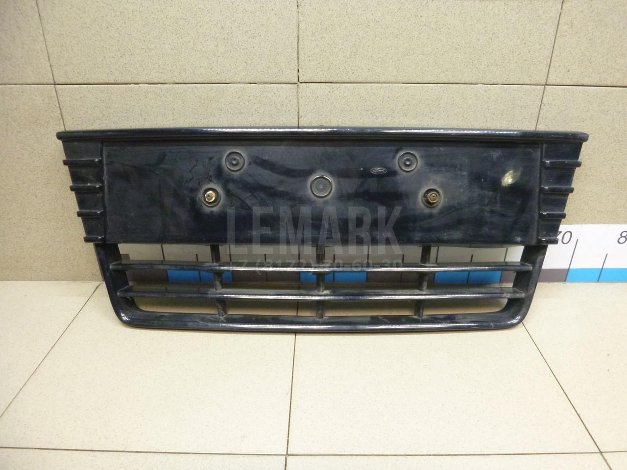 Решетка в бампер центральная 1759888 Ford