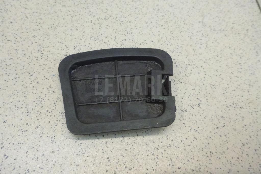 Крышка блока цилиндров 214142B010 Hyundai-Kia
