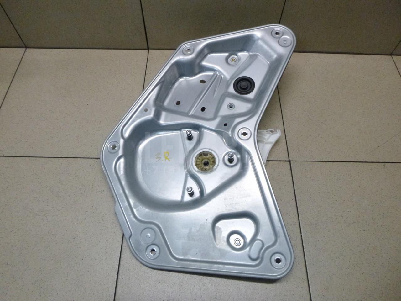 Стеклоподъемник электр. задний правый 5L0839462A VAG