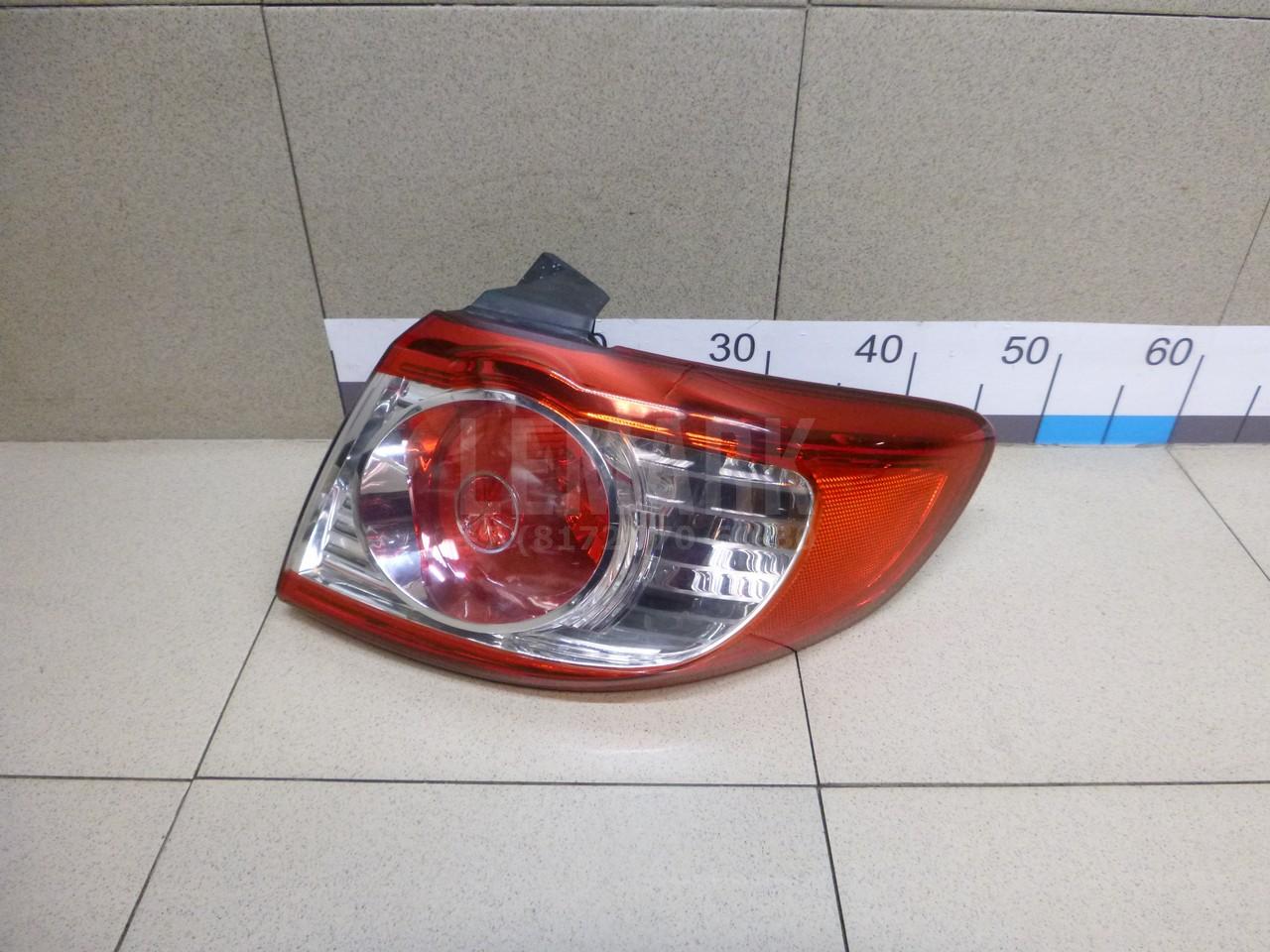 Фонарь задний наружный правый 924022B520 Hyundai-Kia