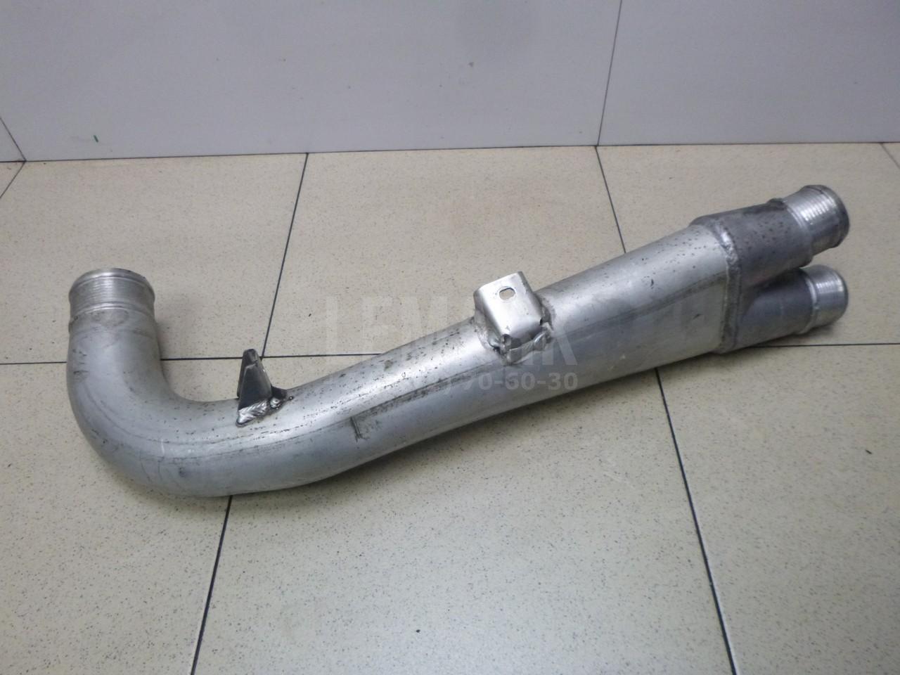 Патрубок интеркулера 7P0145941A VAG