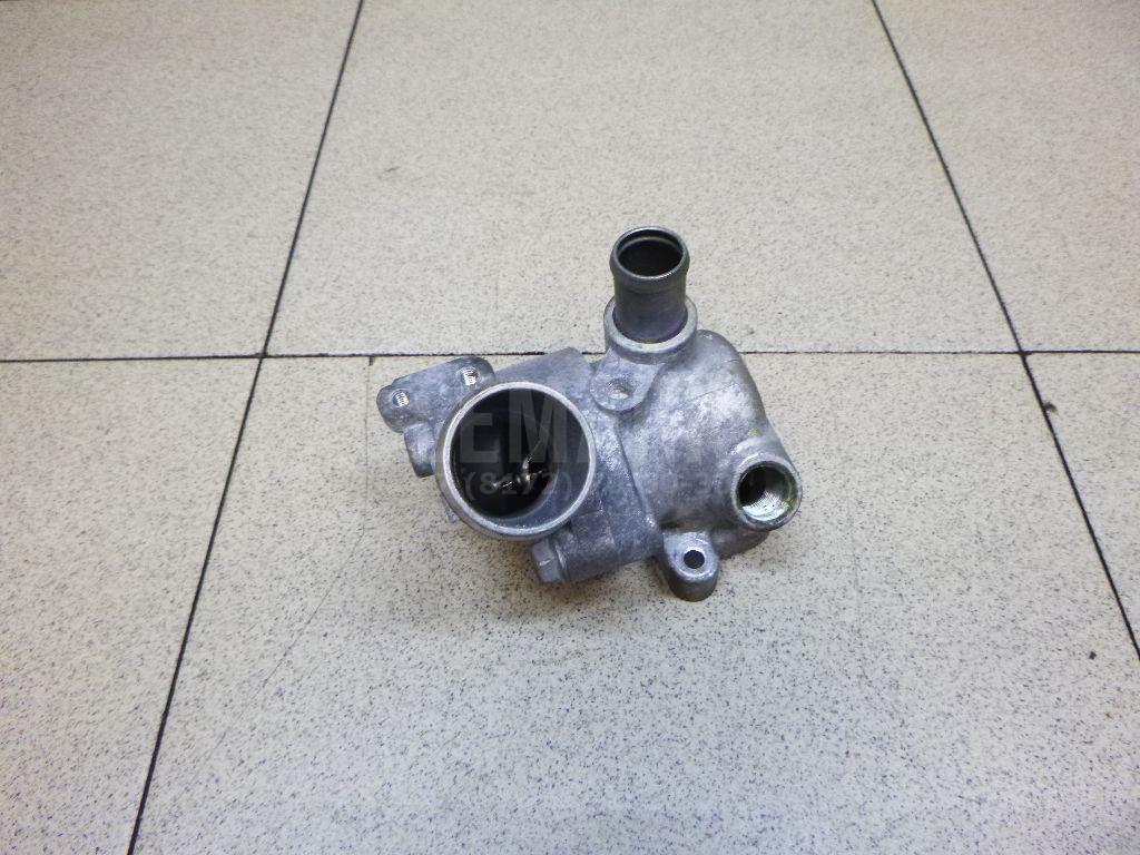 Корпус термостата 256102A760 Hyundai-Kia