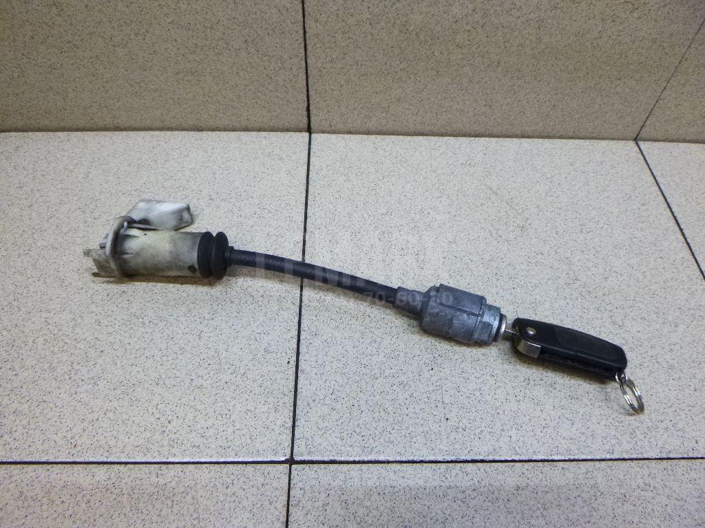 Вставка замка капота 1525384 Ford