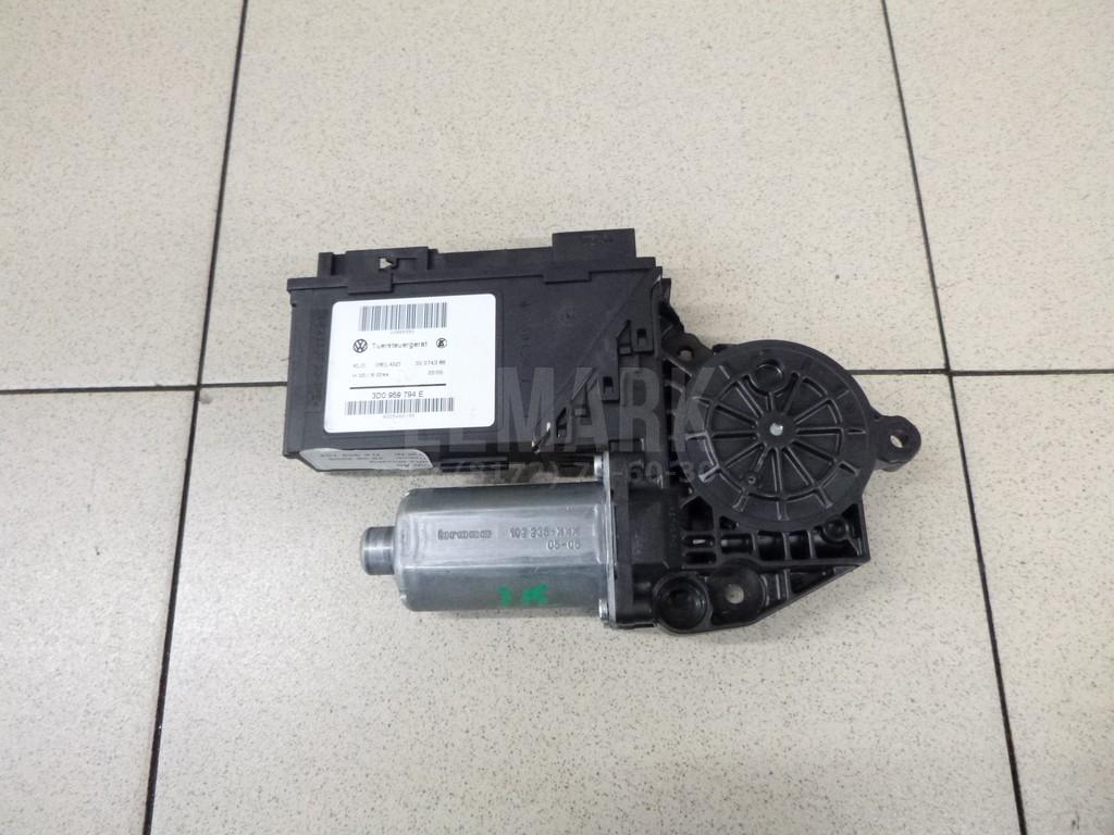 Моторчик стеклоподъемника 7L0959704D05Y VAG