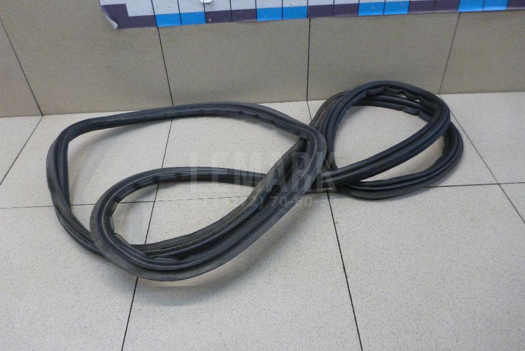 Уплотнитель багажника 5157190 GM