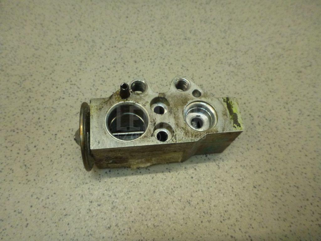 Клапан кондиционера 6Q0820679G VAG