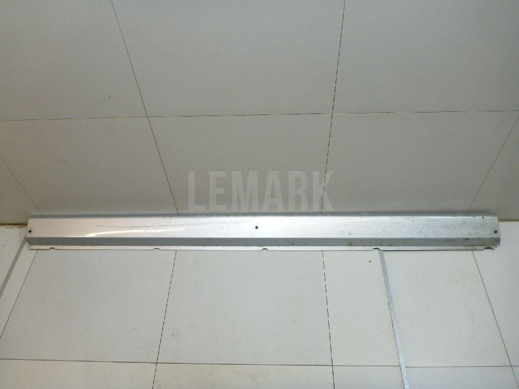Накладка на порог (наружная) 7L9853752GRU VAG