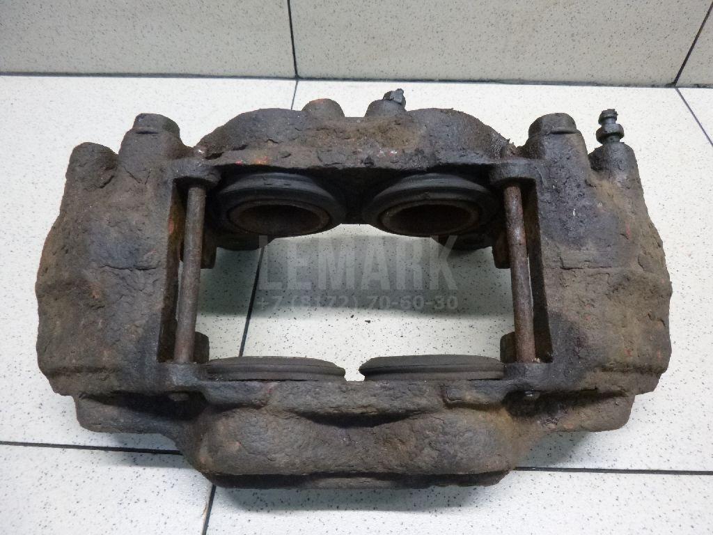 Суппорт тормозной передний правый 4773060130 Toyota