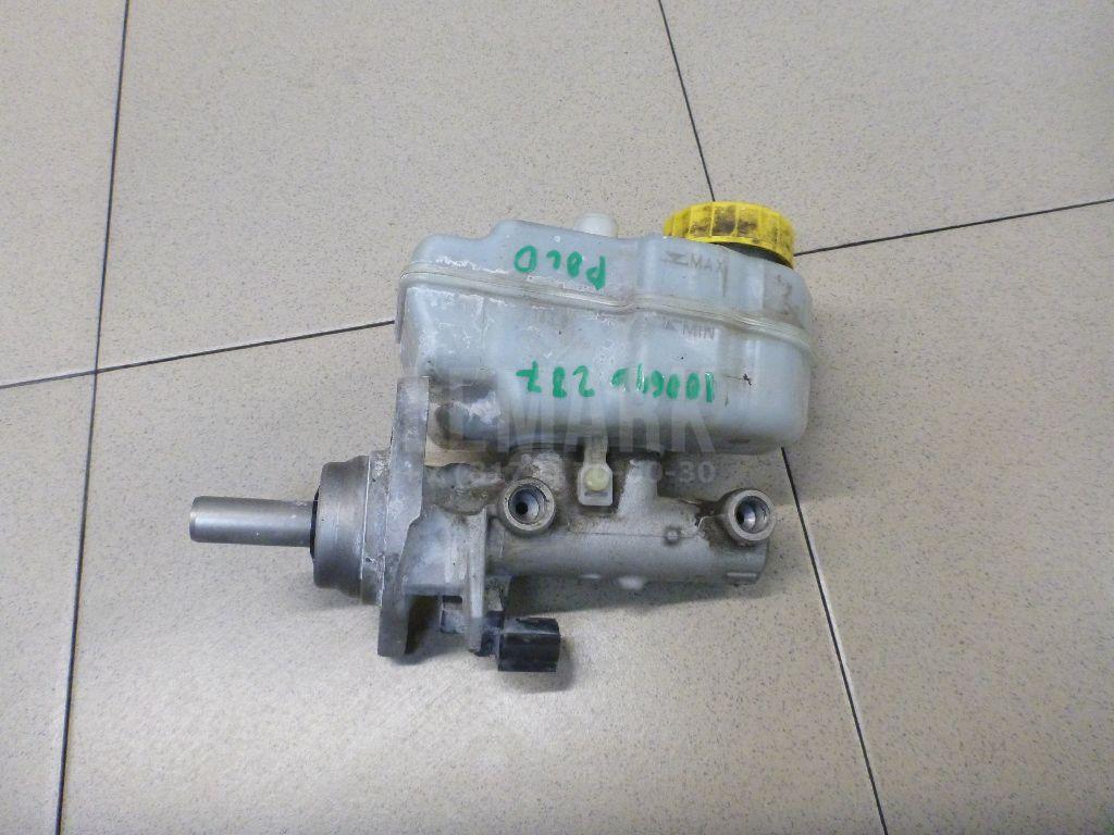 Цилиндр тормозной главный 6R1611019F VAG