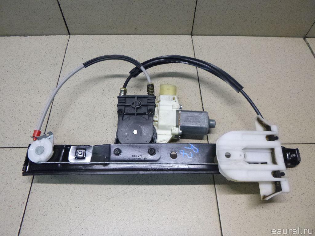Стеклоподъемник электр. задний правый