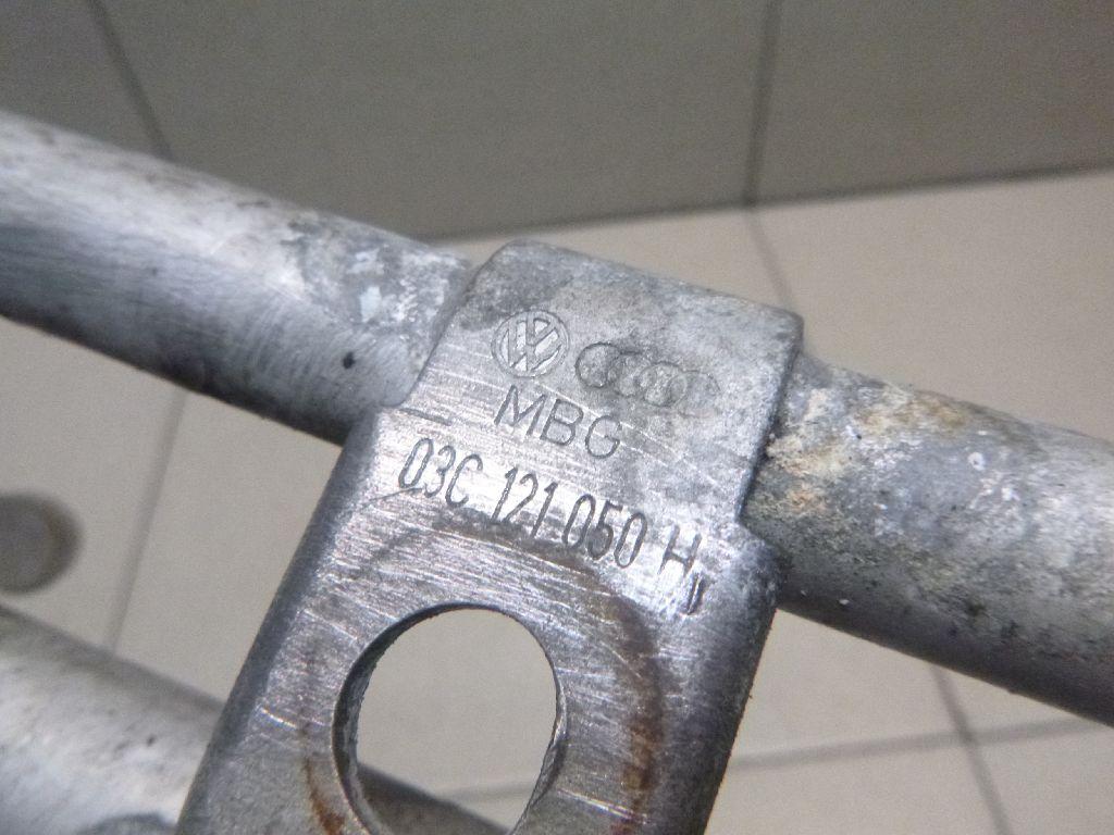 Трубка масляного радиатора 03C121050H VAG