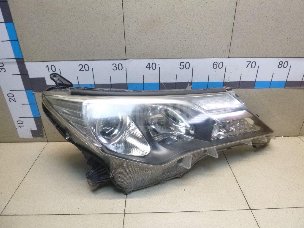 Фара правая 8113042562 Toyota