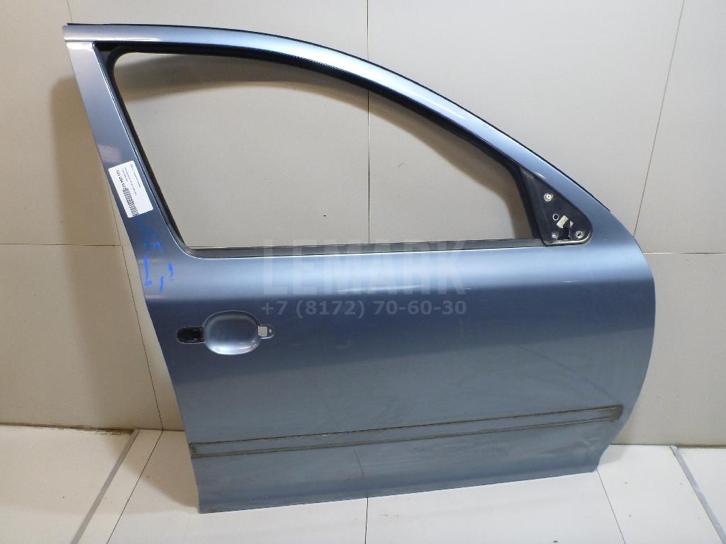 Дверь передняя правая 1Z0831056 VAG