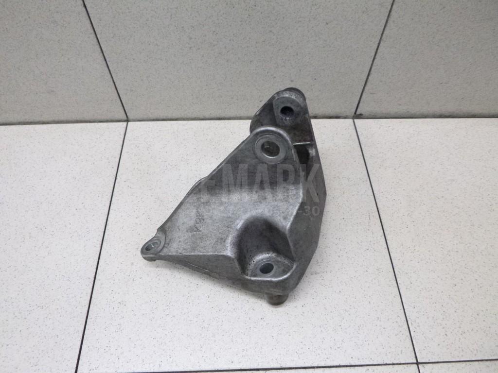 Кронштейн двигателя правый 11332JD500 Nissan
