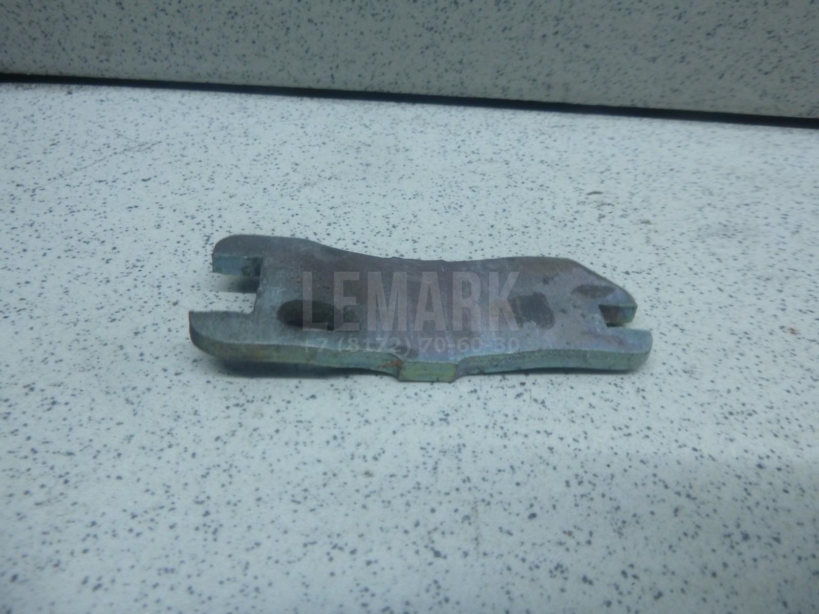 Планка регулировочная 4662242040 Toyota