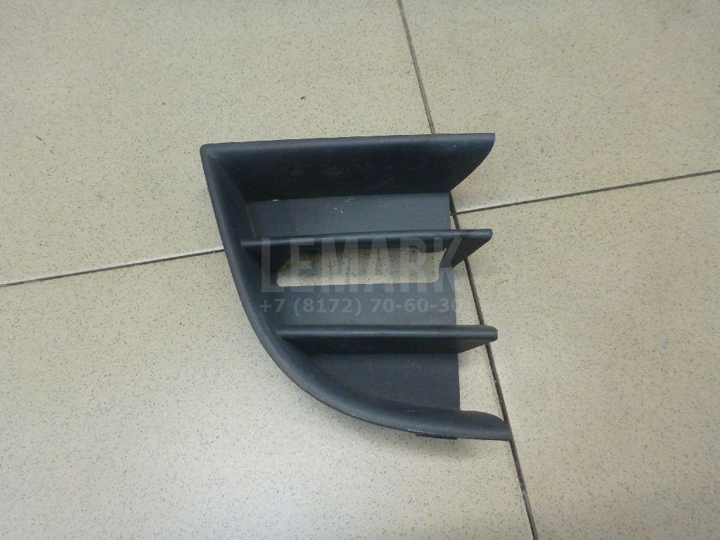 Решетка в бампер правая 1Z0853666C9B9 VAG