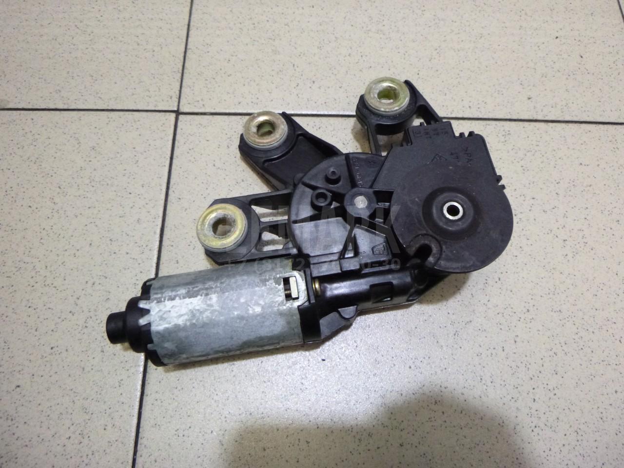 Моторчик стеклоочистителя задний 7L0955712A VAG