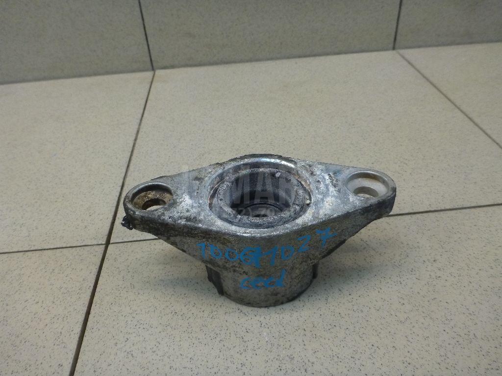 Опора заднего амортизатора 553302L000 Hyundai-Kia